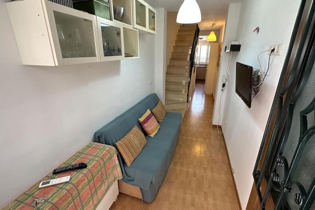 Villa Vivienda Unica A 10 Metros De La Playa à Málaga Extérieur photo