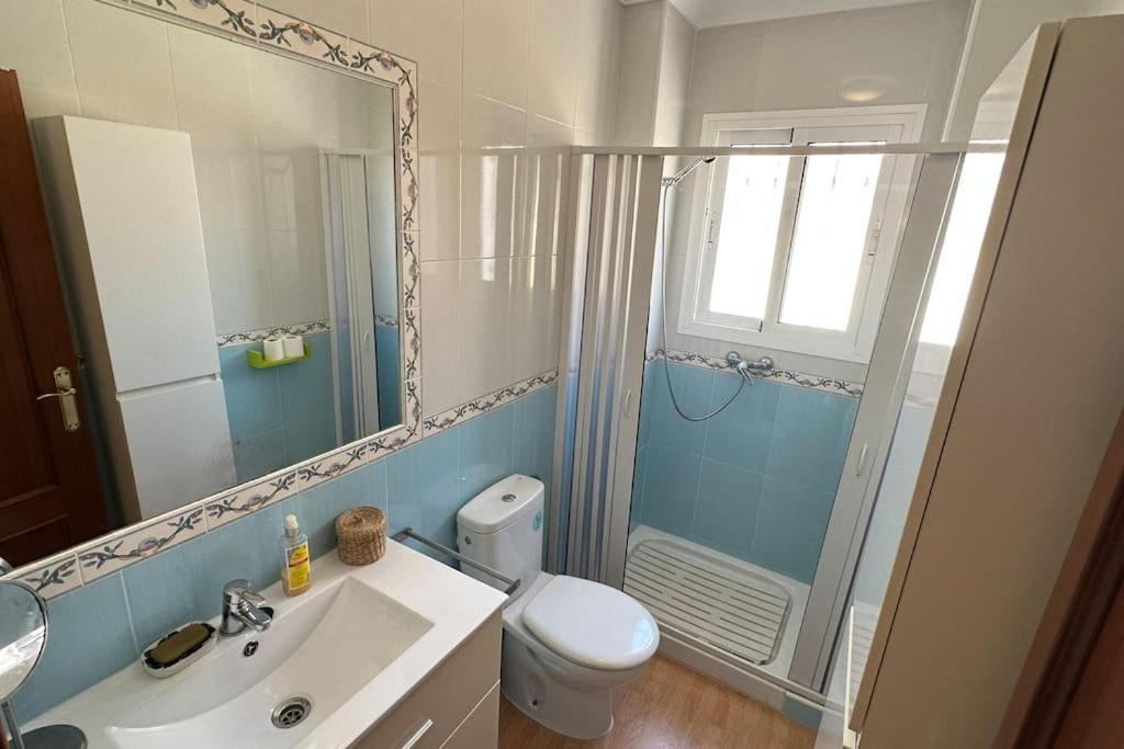Villa Vivienda Unica A 10 Metros De La Playa à Málaga Extérieur photo